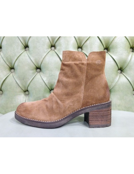 Women's Blundstone® 1677 Heeled Boots | Orvis