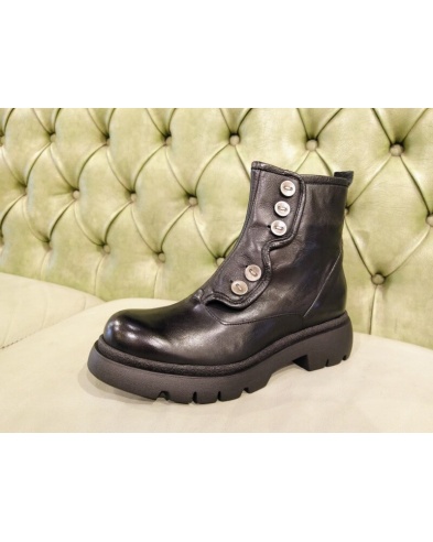 Italian leather boots deals women's shoes