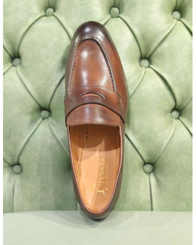 Men loafers in leather, made in Italy