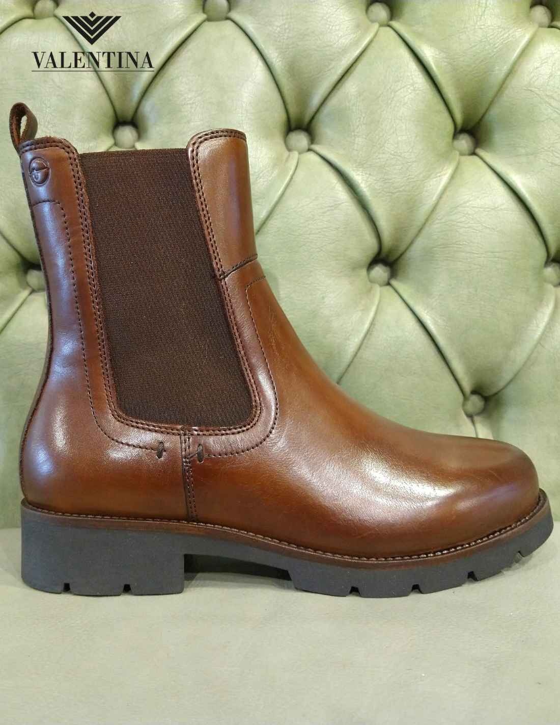 Leather sole shops chelsea boots